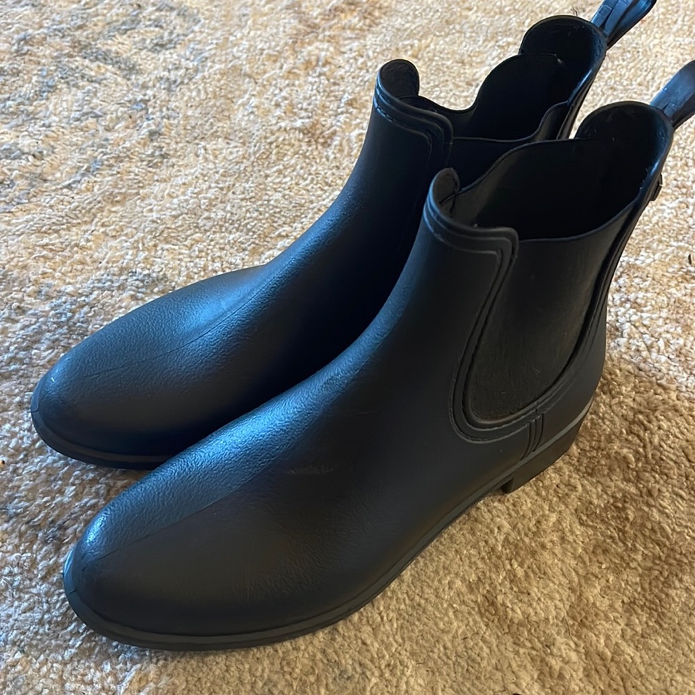 Aldo 7.5 booties